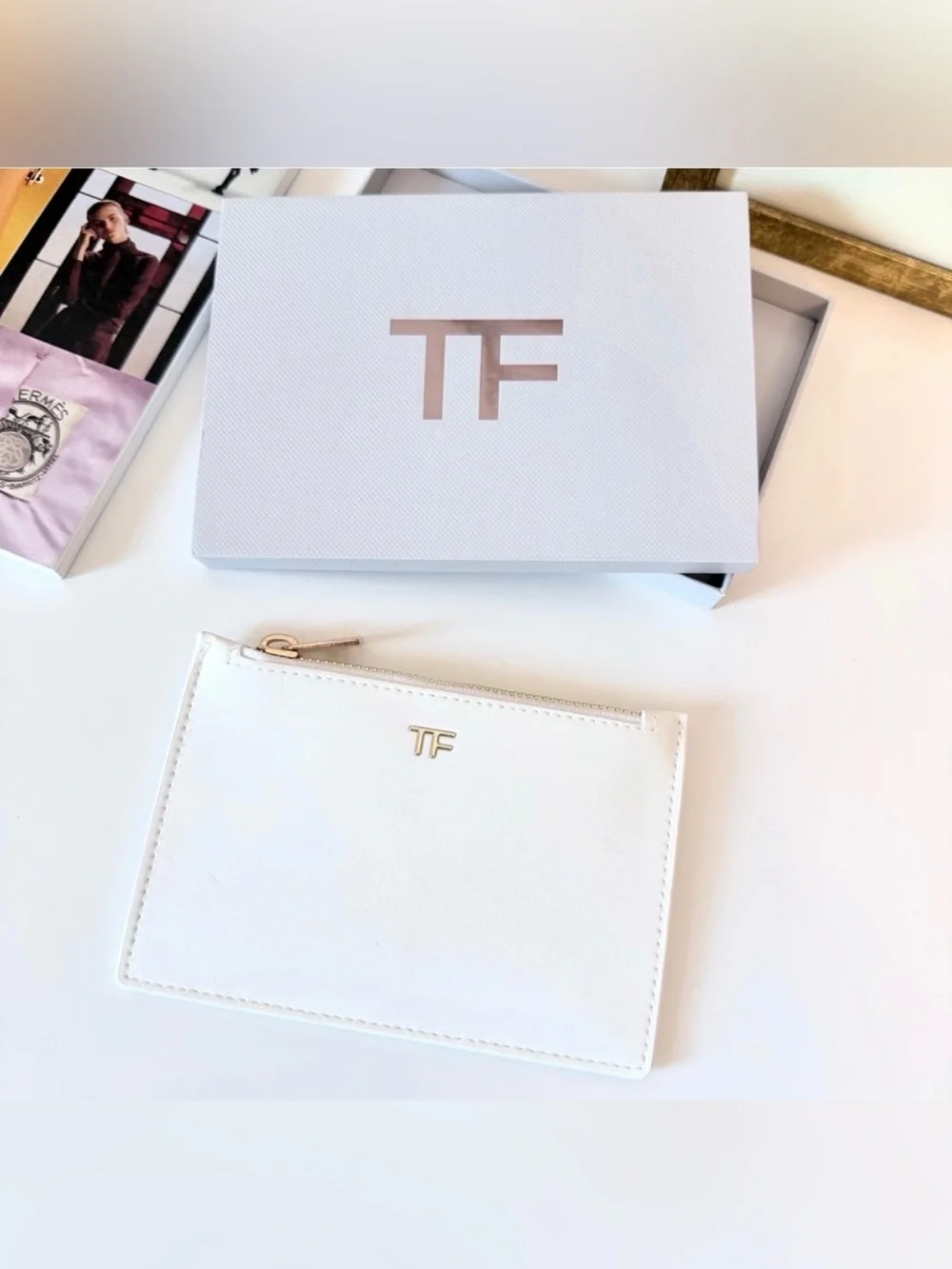 Tom‎ Ford Beauty White Zip Pouch with Gift Box